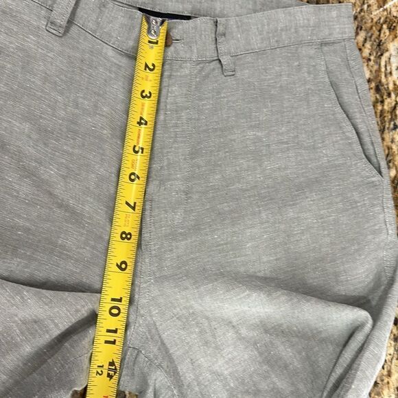 Patagonia Grayish Green Flat Front 9” Regular Fit Shorts Size 34 - Picture 7 of 7